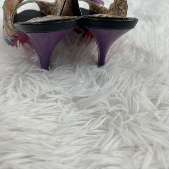 Poetic License Passion Fruit Animal Floral Print Leather Slingback Kitten Heels - Picture 6 of 9